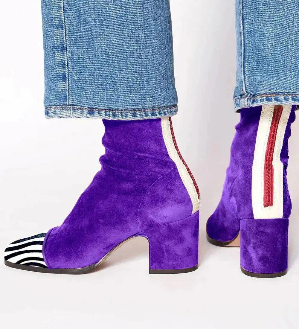 Vitória - Botas de Salto com bico arredondado